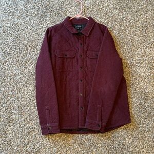 Banana republic men’s quilted jacket. Size XL. Burgundy color.